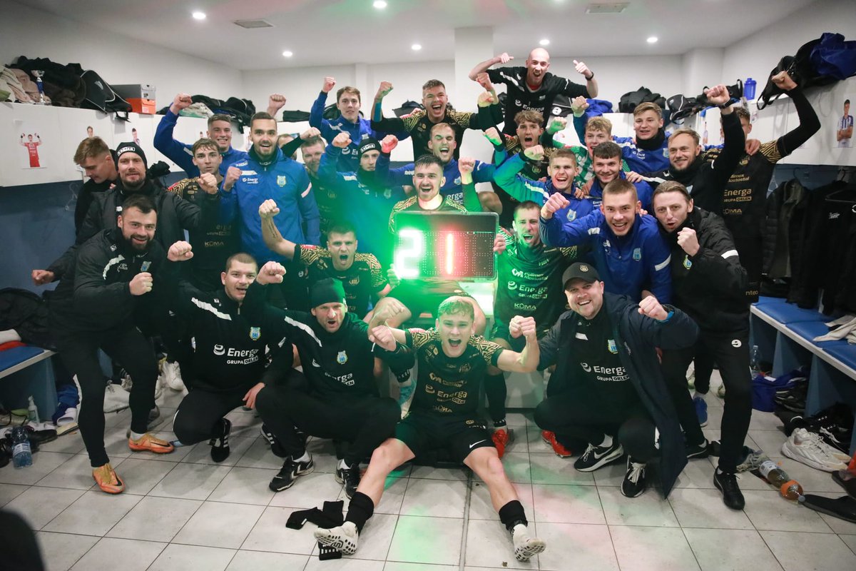 StomilOlsztynSA's tweet photo. Będziemy mieli w tym sezonie jeszcze sporo radości 🔝⚪🔵 https://t.co/oz5rAAbvWk