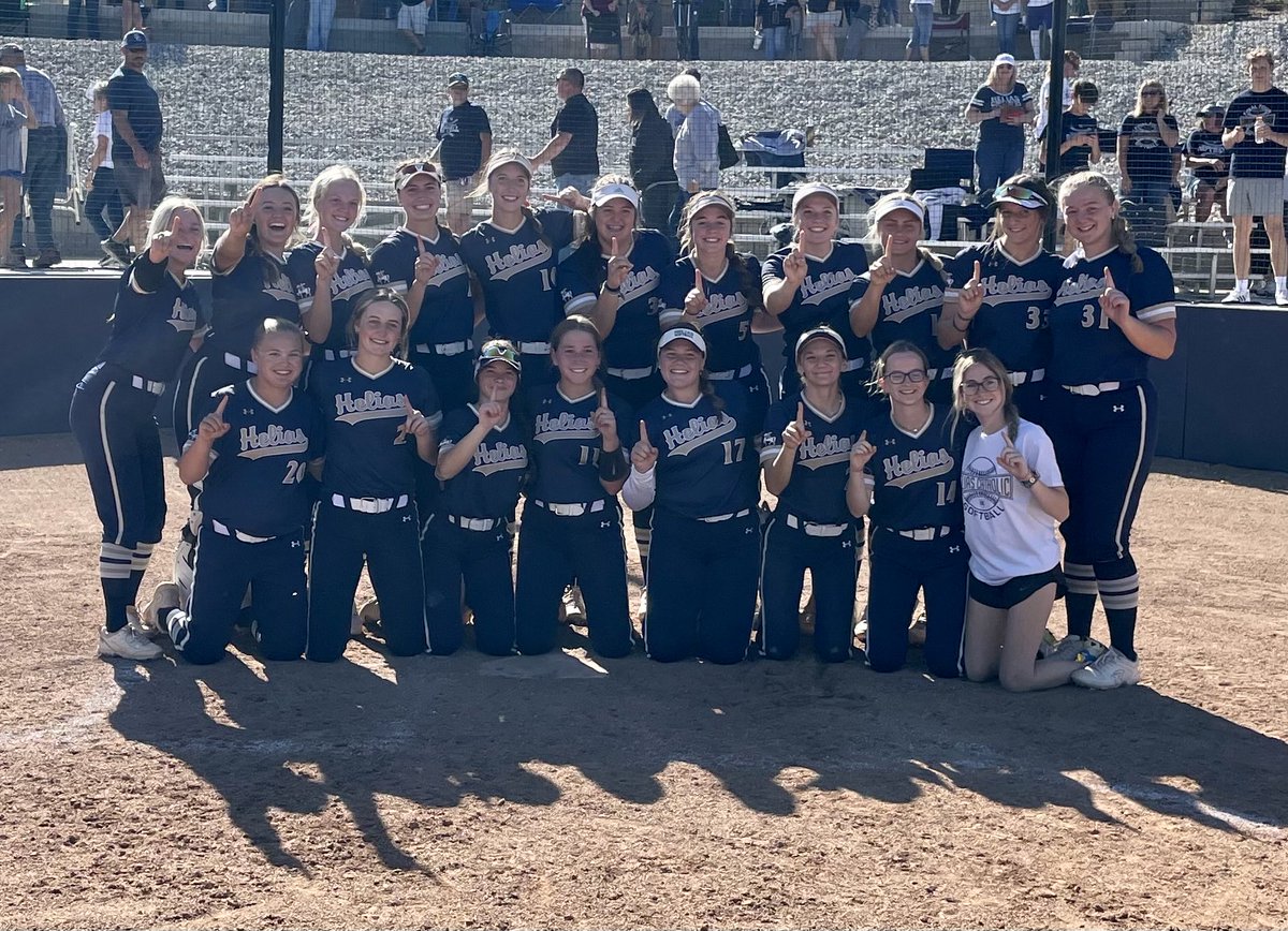 Helias softball is heading back to the state Final 4!
⁦<a href="/HeliasSoftball/">Helias Catholic Softball</a>⁩ wins 4-3 over Camdenton in the state quarterfinals. We’ll have highlights and interviews tonight at 6 &amp; 10.