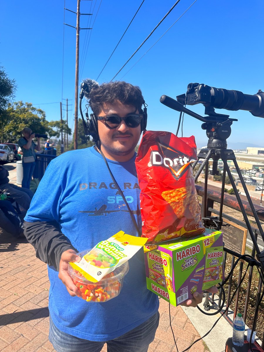 LA Flights LIVE tweet media