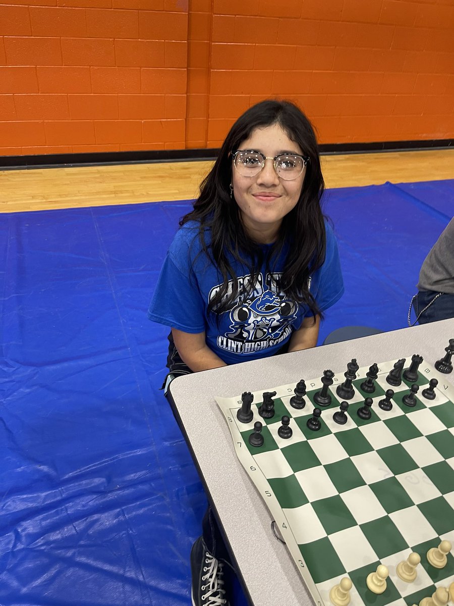 RgutierrezChgo's tweet image. Clint HS Team won 2nd place at the Wiggs Chess Tournament #ChessLife, #ClintFamily, #LionPride