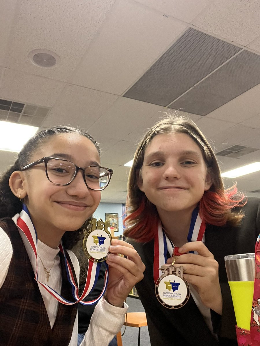 Lindsay Greene tweet media