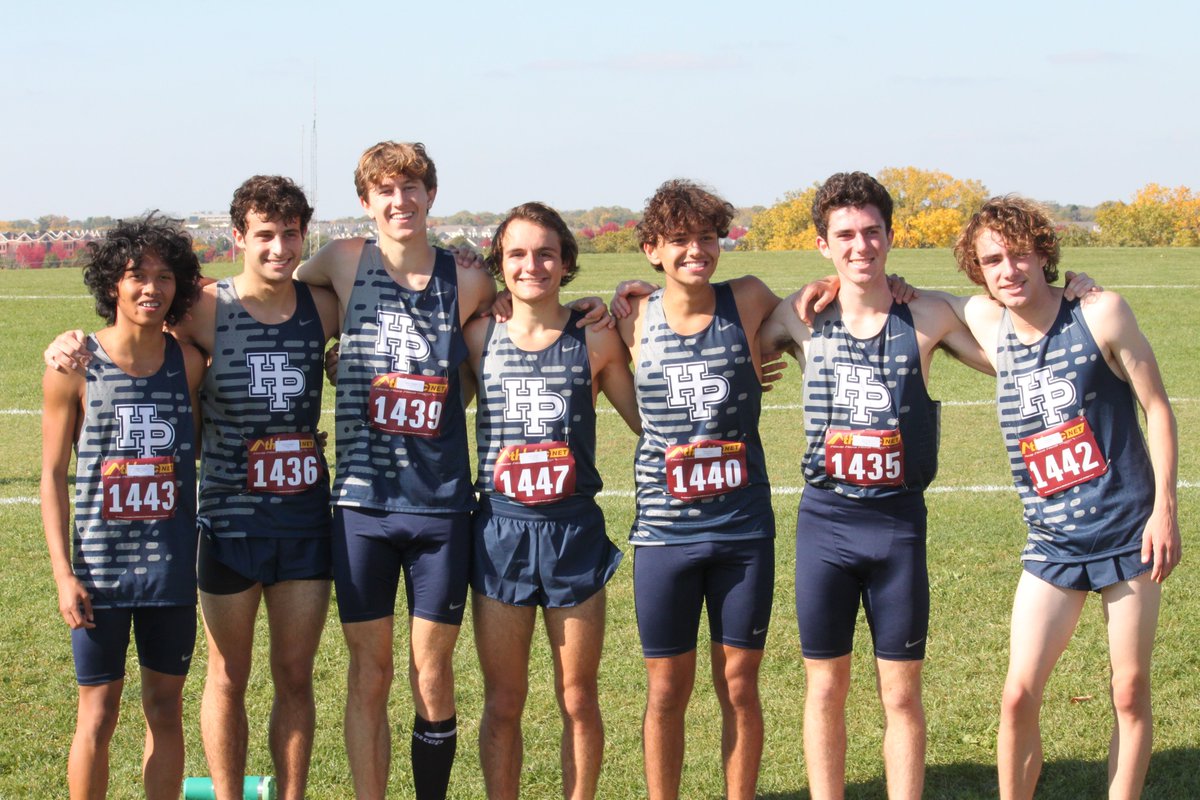 HPRunning's tweet photo. Cross country team qualifies for Sectionals, taking 2nd place at the IHSA 3A Loyola Regional. HP had two Regional Medalists: Nate Wehner 2nd and Brian Hatoum 3rd. @HPHS_Athletics https://t.co/yot3Mzh7As
