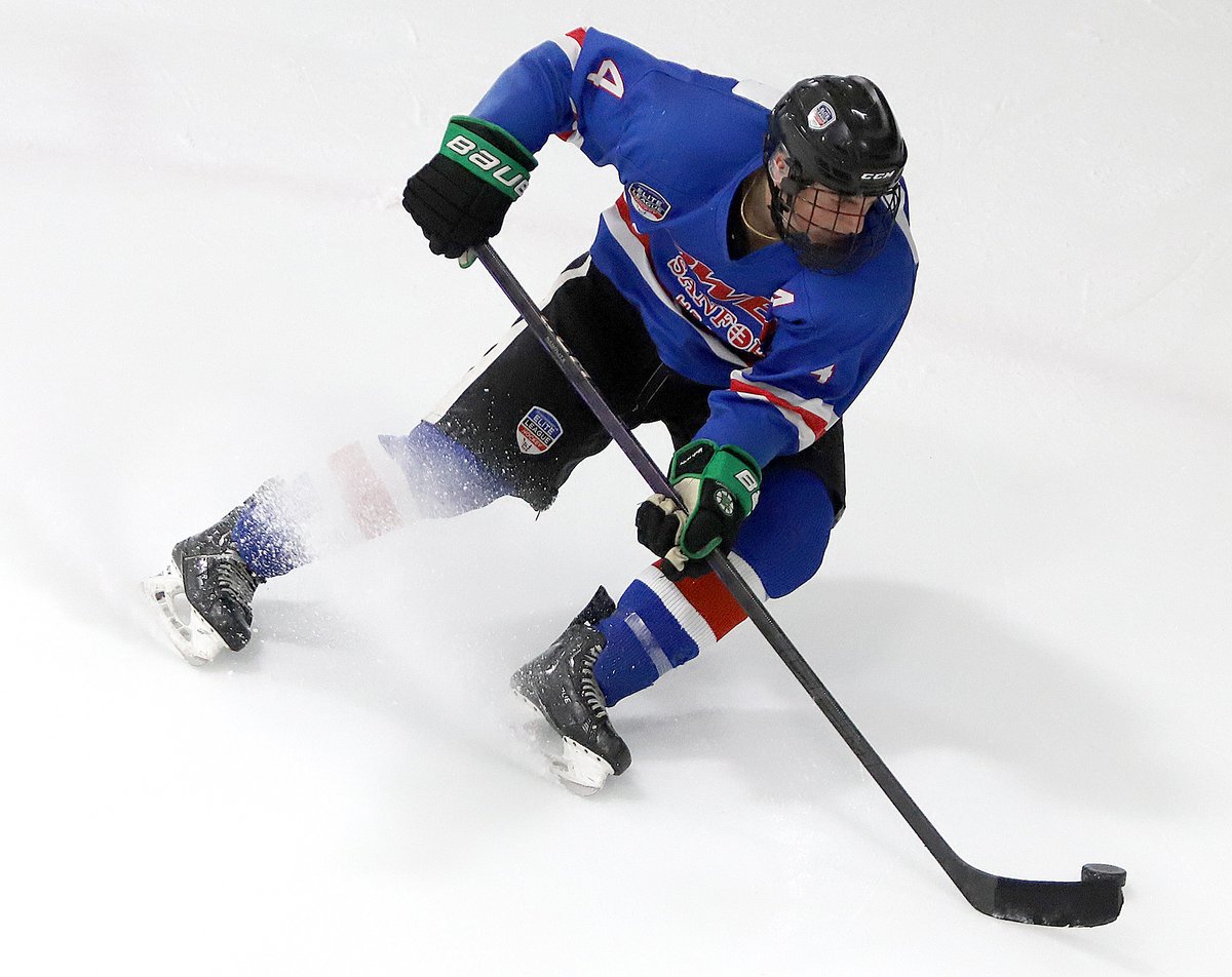 ELPuckOfficial's tweet photo. Joe Gillespie @CHSPuckSquad scores twice, d-men Grady Magner @EastSideHockey and Cole Bies @EastSideHockey both chip in two assists as Sanford Power tops Wisconsin 5-2. Connor Roff (TRF) finishes with 34 saves in win. 
Box: https://t.co/se6gTxyN5r
Photos: https://t.co/MExLbaClMF https://t.co/57X2tAZRP7