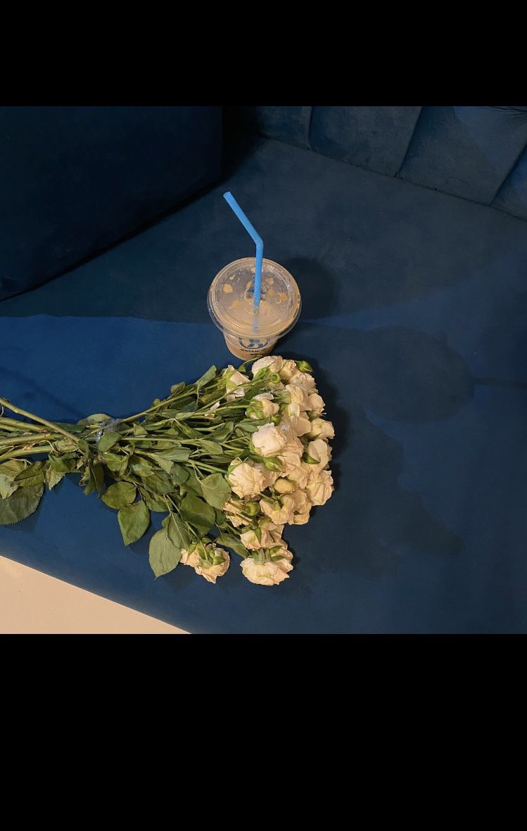 ᥫ᭡. (@ahood76354677) on Twitter photo 