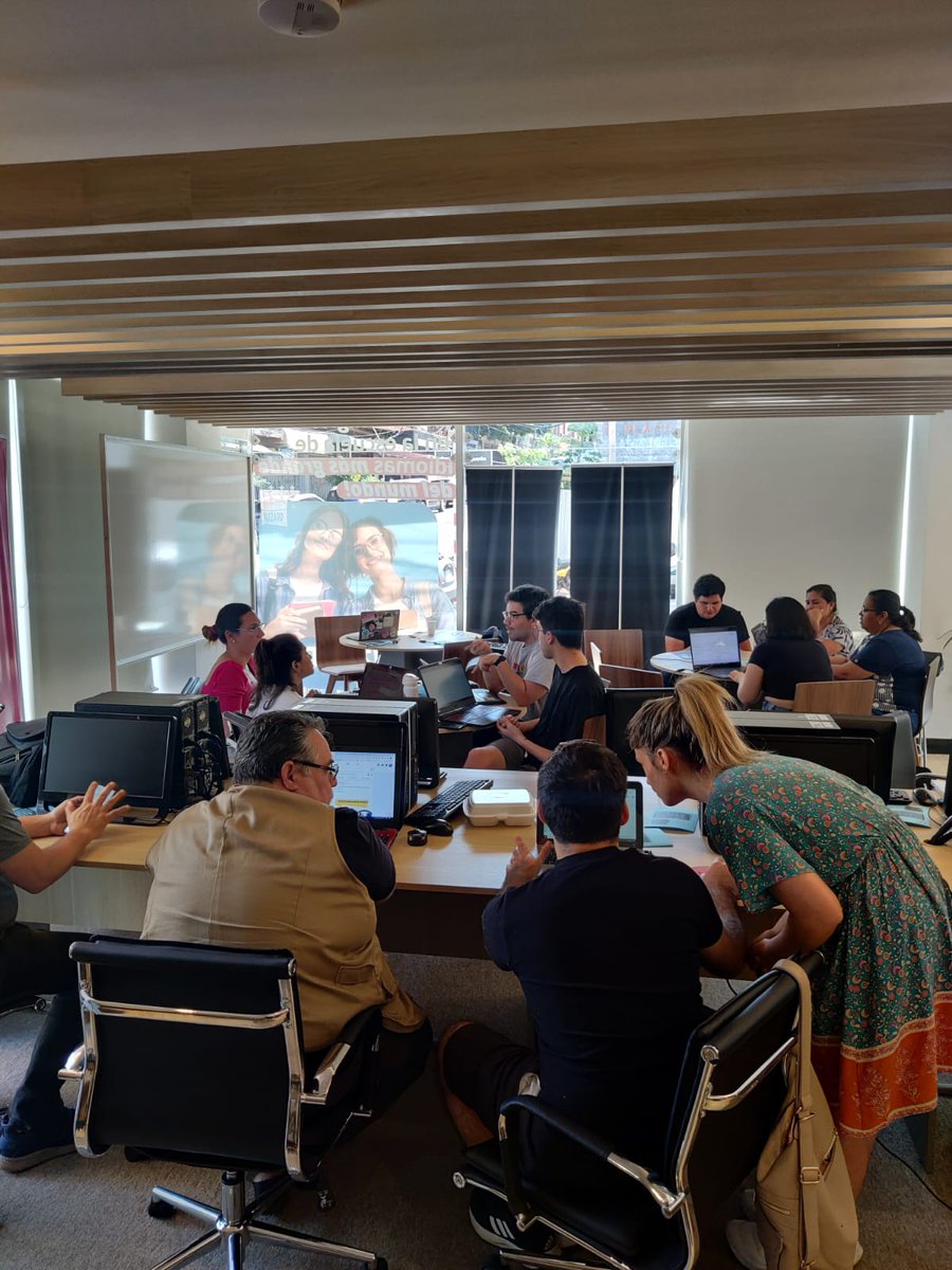 TEDICpy's tweet image. #Bootcamp2023 🔎

¡Trabajo en equipo!
Co-creación de visualizaciones de datos con @rusosnith 📈💻