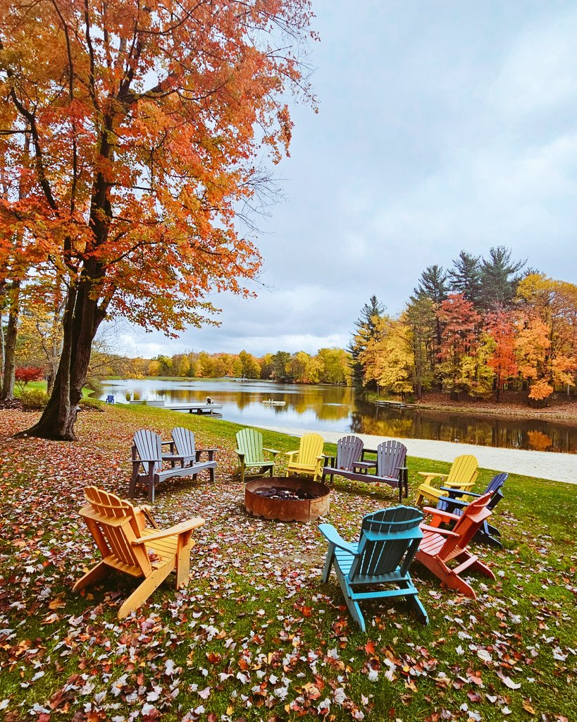 MosesCLE's tweet photo. #MyFavoriteColorIsOctober
#HomeSweetHome #MyHomeTown
#SmallTownUSA
#Fall2023 https://t.co/c0vTp9u5IH
