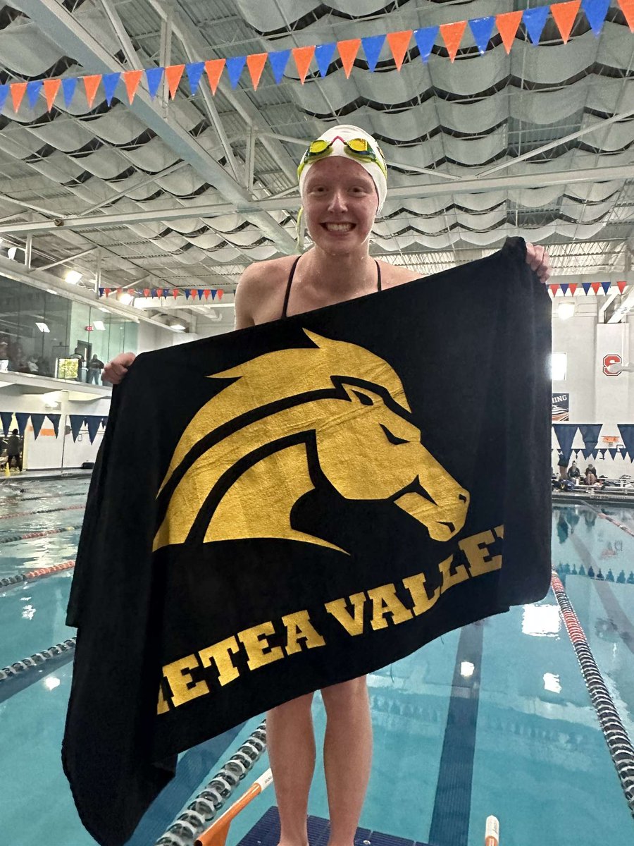 MVHS Girls Swimming&Diving tweet media