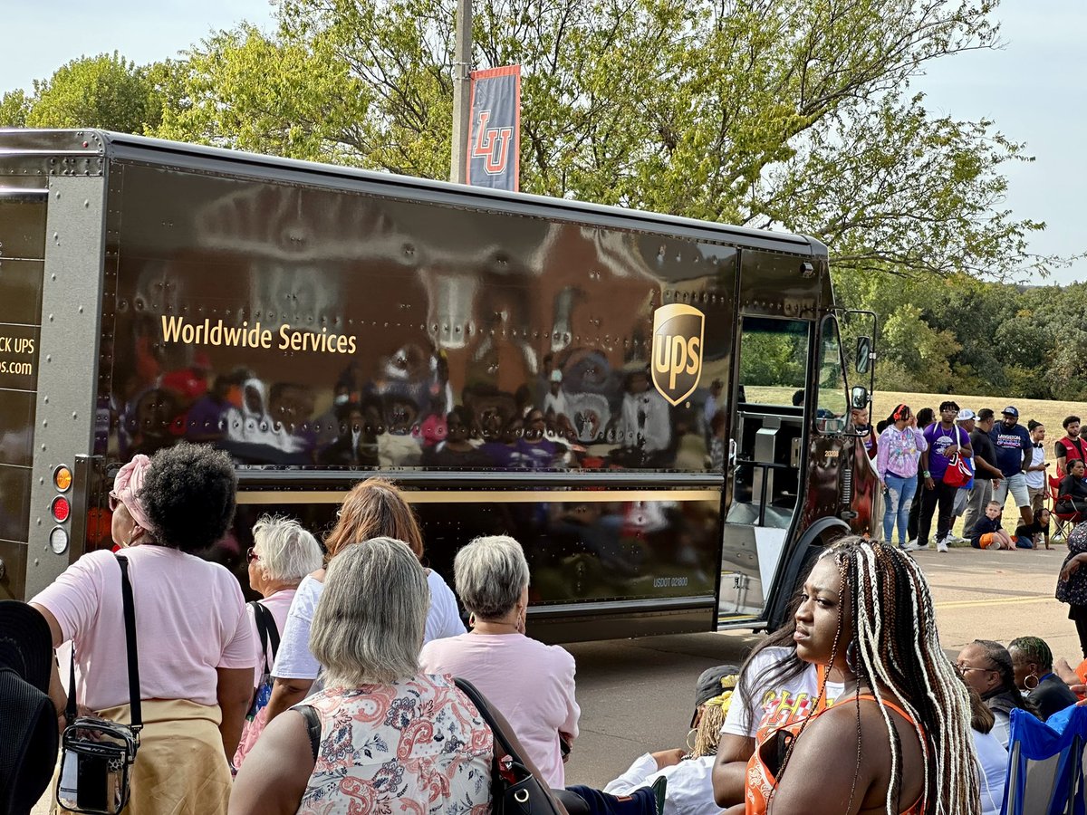 Edmond Center tweet media