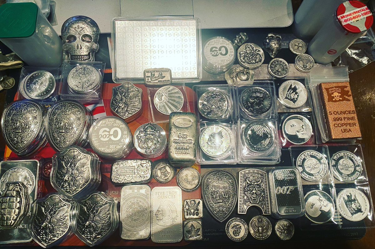 #silver #silvercoins #silverbars #silverbullion #silvercollector #silvercollection #silverstacking #silverstack #buythedip #investment #wealthbuilding #getbusyliving #getbusystacking #balthazarimports #texas