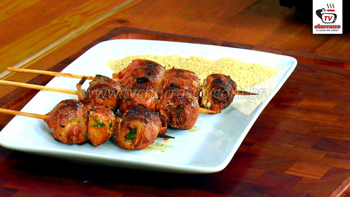 tvchurrasco's tweet image. Para aquele churrasquinho gostoso, não pode faltar essa receita...
MEDALHÃO DE FRANGO PEITO!

#medalhão #frango #peito #peitodefrango #frangos #churrasco

tvchurrasco.com.br/site/receitas/…