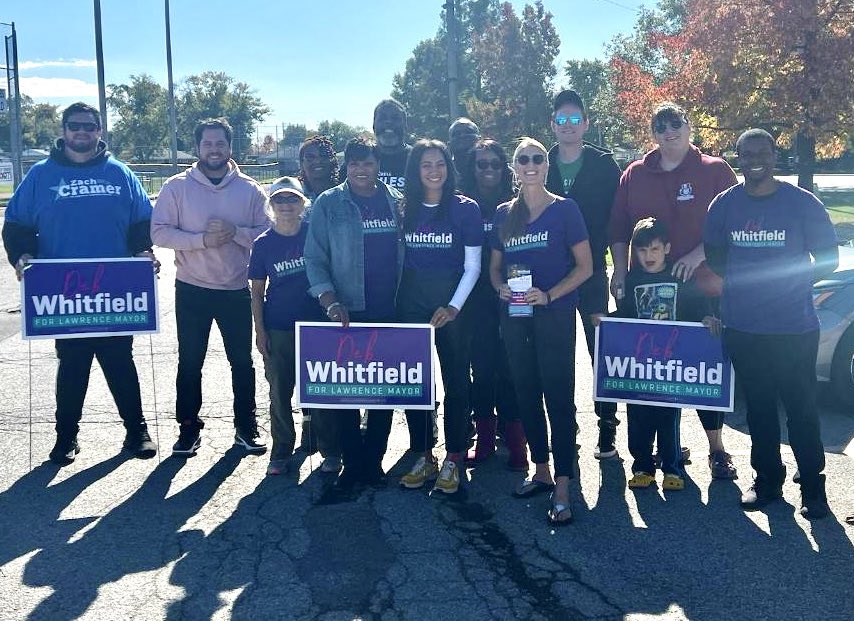 ElectZachCramer's tweet photo. Round 1 of Canvassing completed.

I was extremely honored to have State Senator @AndreaHunley_IN join us to knock on doors in support of @DebWhitfield for Lawrence Mayor! https://t.co/qMNQq35o3s