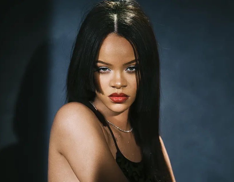 PopBase's tweet image. Rihanna is planning a major comeback tour for 2024/2025 after signing a new £32 million deal with Live Nation, according to Daily Mirror. 

She also reportedly has two albums of new material to release.