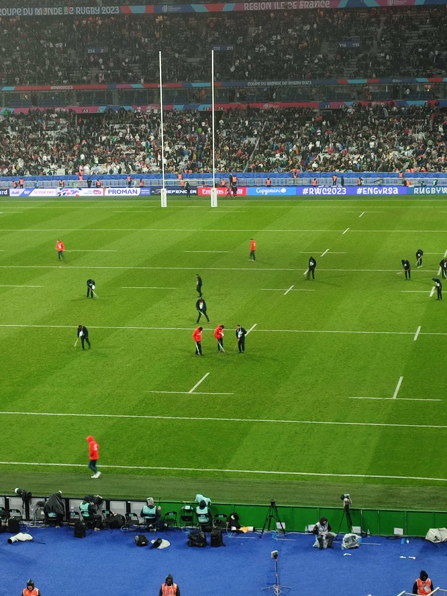 🏉#ENGvRSA Match soporifique. La meilleure équipe sur le terrain : les jardiniers ! #RWC2023