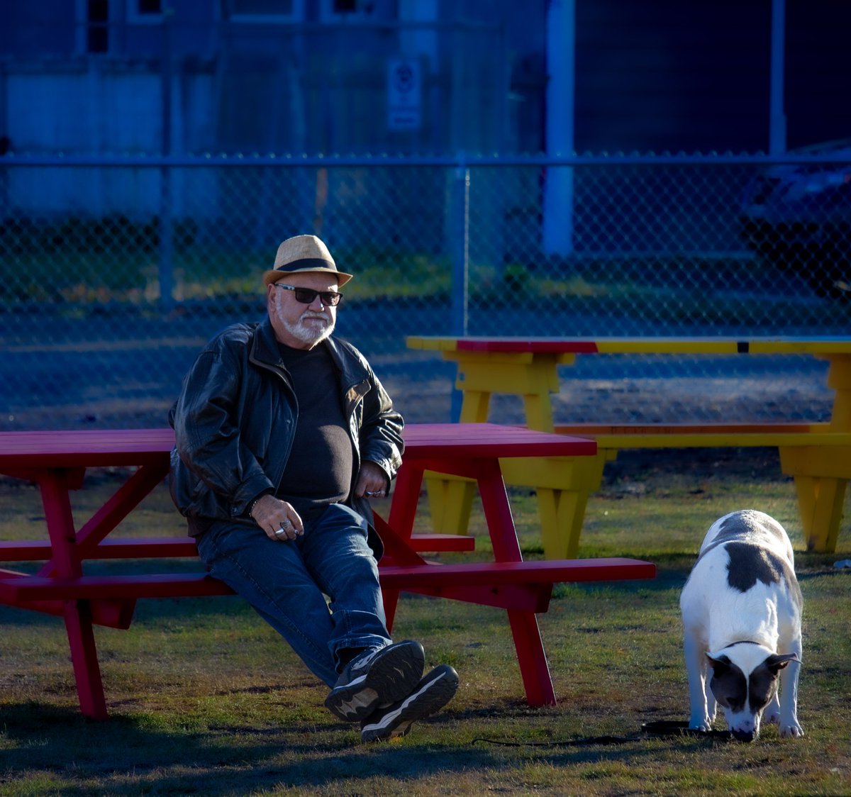 The 0ld Man Series Part One.
#pobosworldphotography #yeg #edmonton
#amateurphotographer #amateurphotography
#photography #photographer #oldman #doggie
#pobosworld #whyteave #whyteavephotography