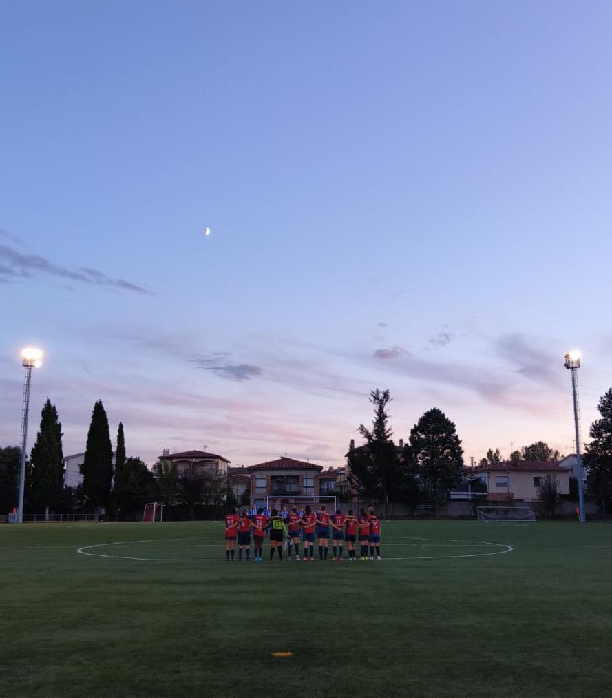 📢 Des del club lamentem la mort de Josep Serra Sentmartí, qui va ser membre de la junta de l’OAR Vic i delegat del primer equip.

Molts ànims als seus familiars i amics en aquests moments de dificultat per la seva pèrdua

• Descansi en pau •

🔵🔴 #SócdelOAR #oarvic