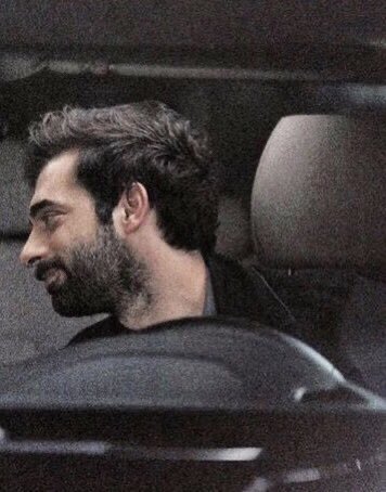 “Bir avuca sığınmak.”