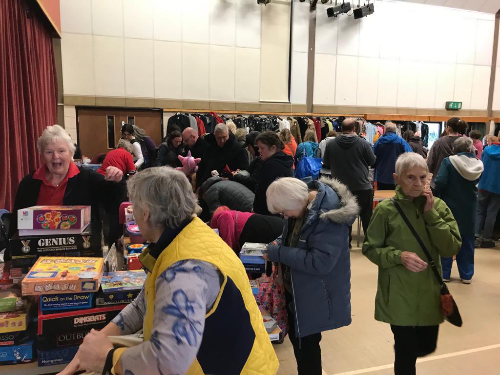 ShbccCricket's tweet photo. HUGE THANKS to Sheriff Hutton Jumblies for their organisation and efforts today in supporting us as a community organisation.
Special mention from the club to Margaret Frank for making it happen.
#community #sheriffhutton #shbcc #jumblies #jumblesale https://t.co/Ml7GO4zZbC
