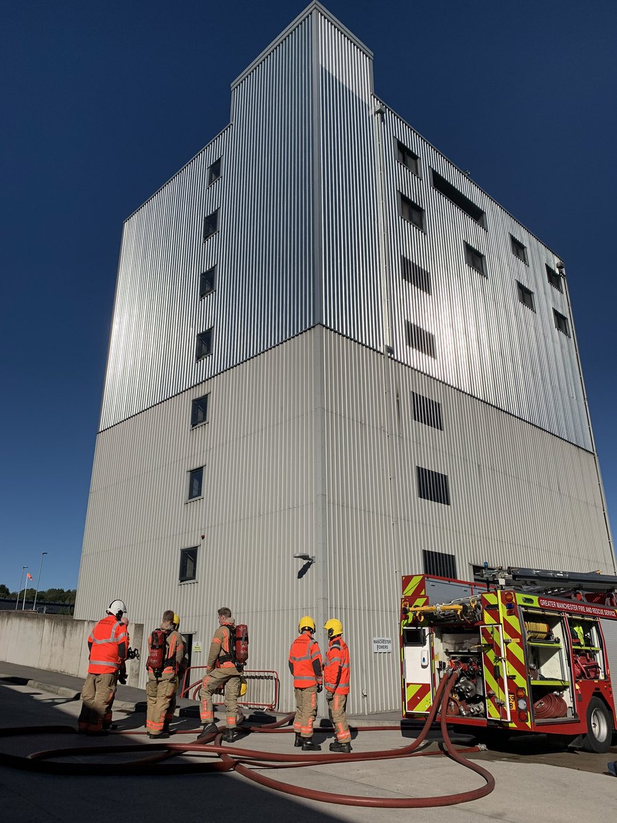 CarlEHaslam's tweet photo. Making use of the #HighRise facility we have at @GMFRS_SC I thought I’d join our crews in their weekend training activity. #FDS #GRP1 https://t.co/VF95g1AXMP