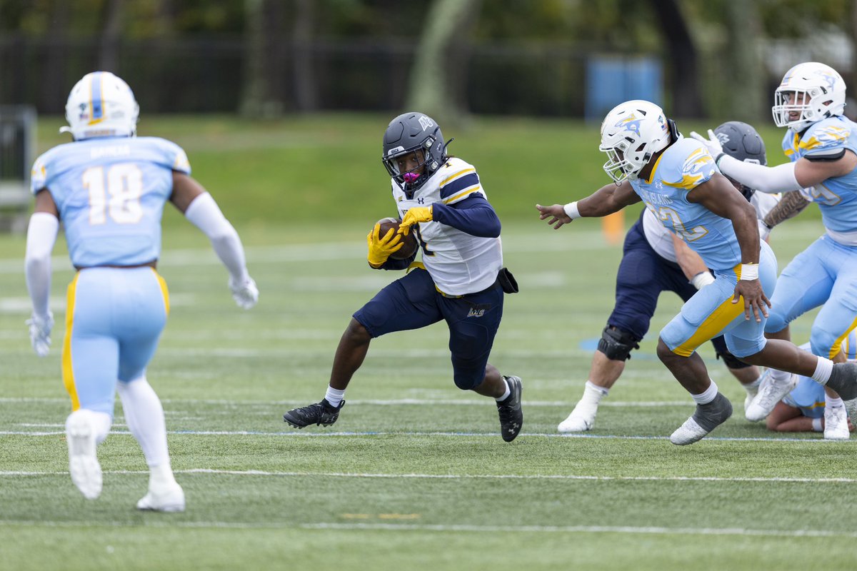 Merrimack_FB's tweet photo. Couple of 📸 from today 😎

We are back in action next week at Saint Francis. Kick off is set for 1PM. 

#GoMack // #MackTough https://t.co/1XLntOCgae