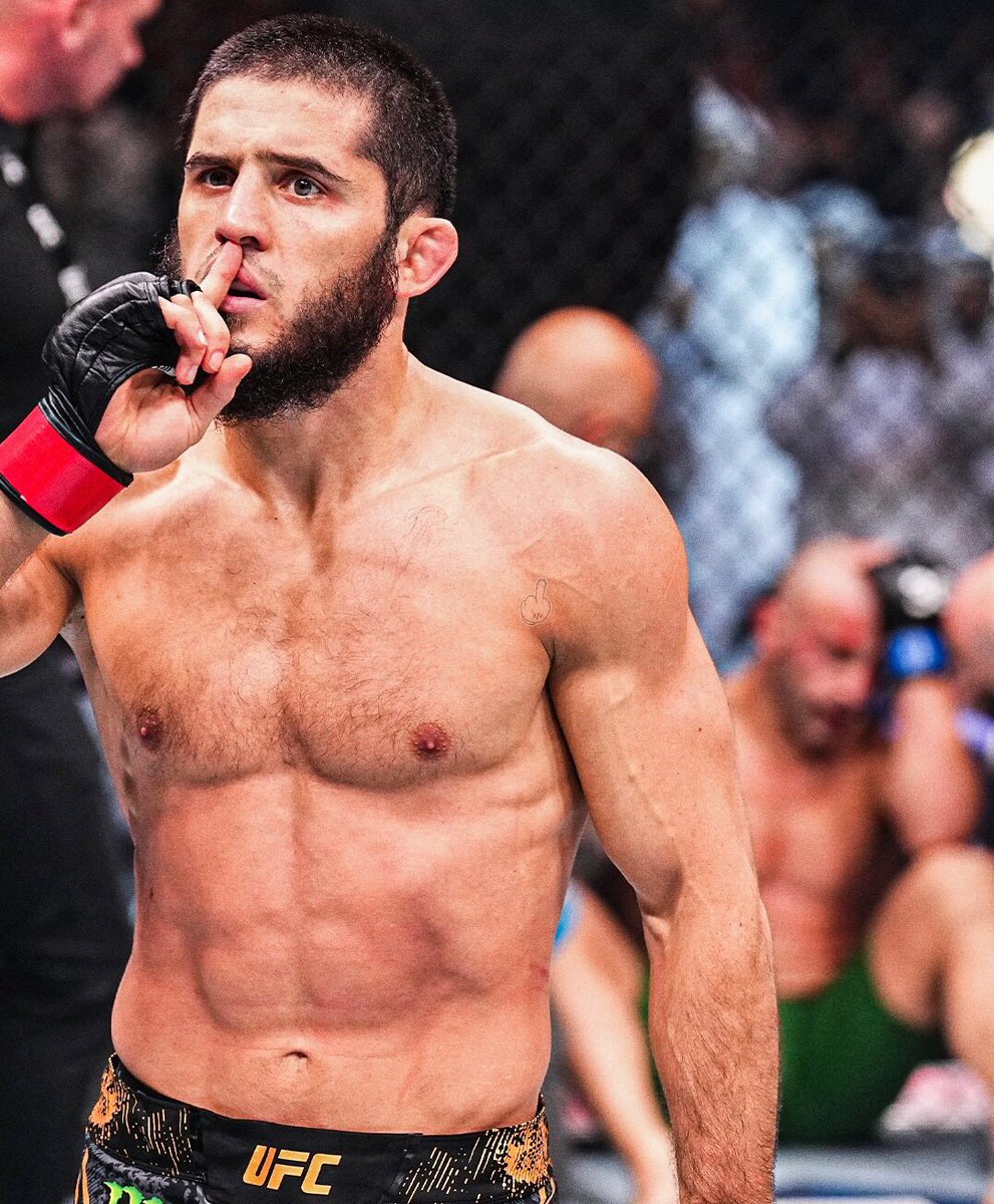 🤫🔥 Islam Makhachev… #UFC294 #MMA #UFC