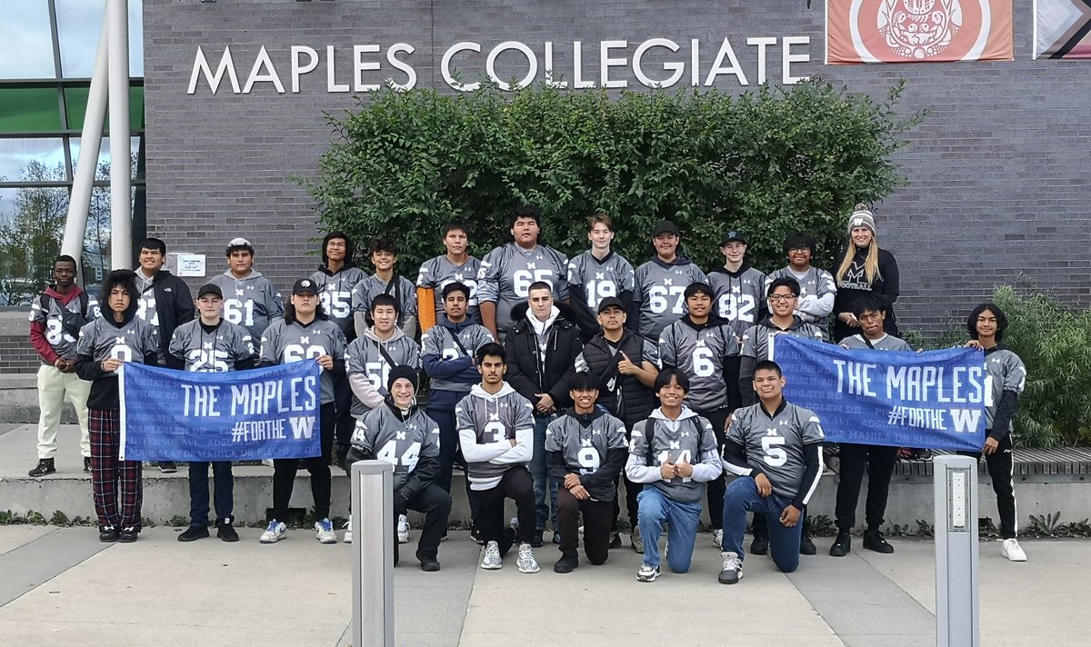 _MaplesFootball's tweet image. Heading to the game!! Team night with @Wpg_BlueBombers #4theW @The_WHSFL