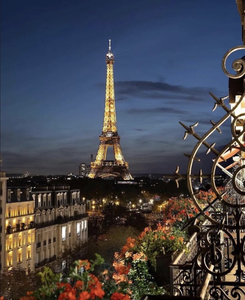 Paris by night