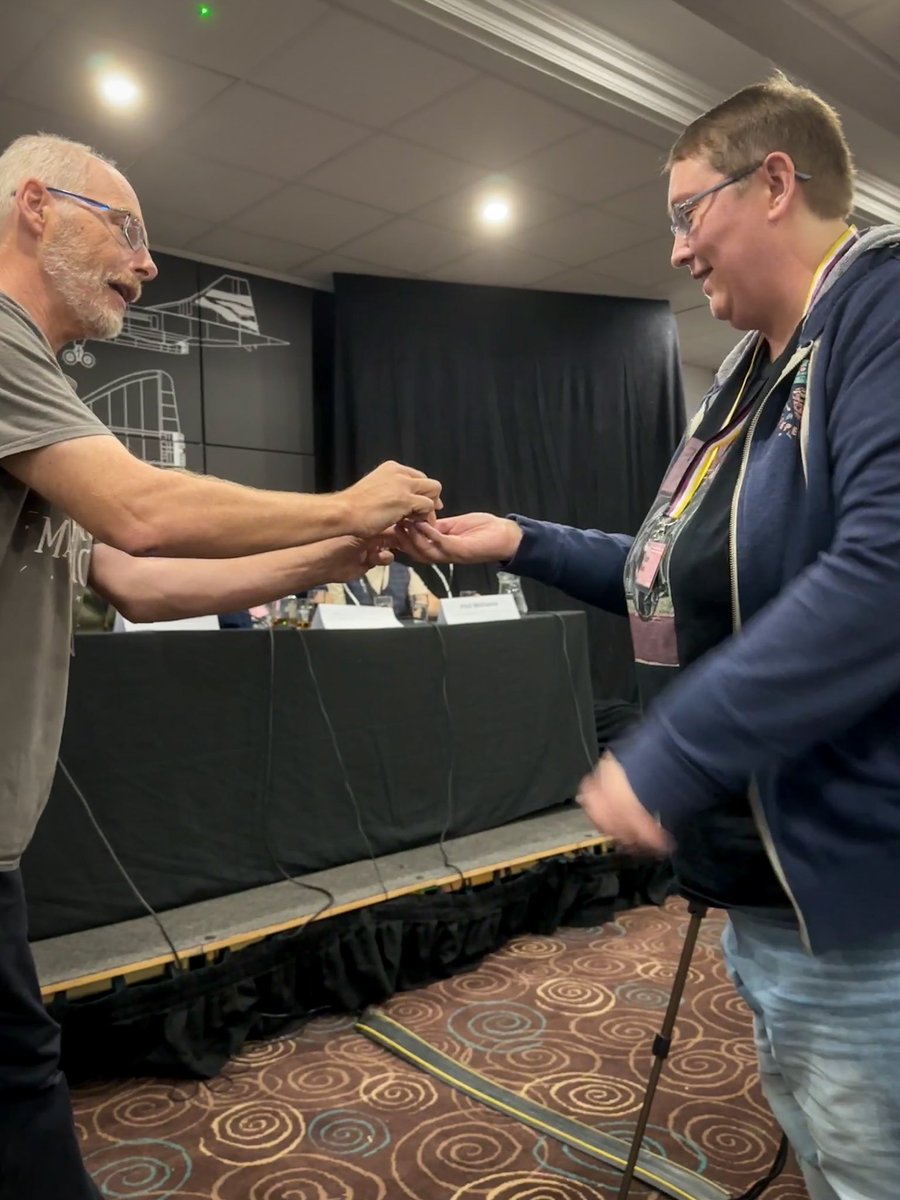 Mitriel Faywood tweet media