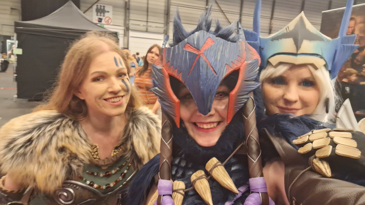 I went to Facts today ! I could see <a href="/arborealkey/">arborealkey</a> &amp; <a href="/PretzlCosplay/">🥨🖤 Pretzl 🖤🥨</a> 🥺💖 they are incredible 🔥