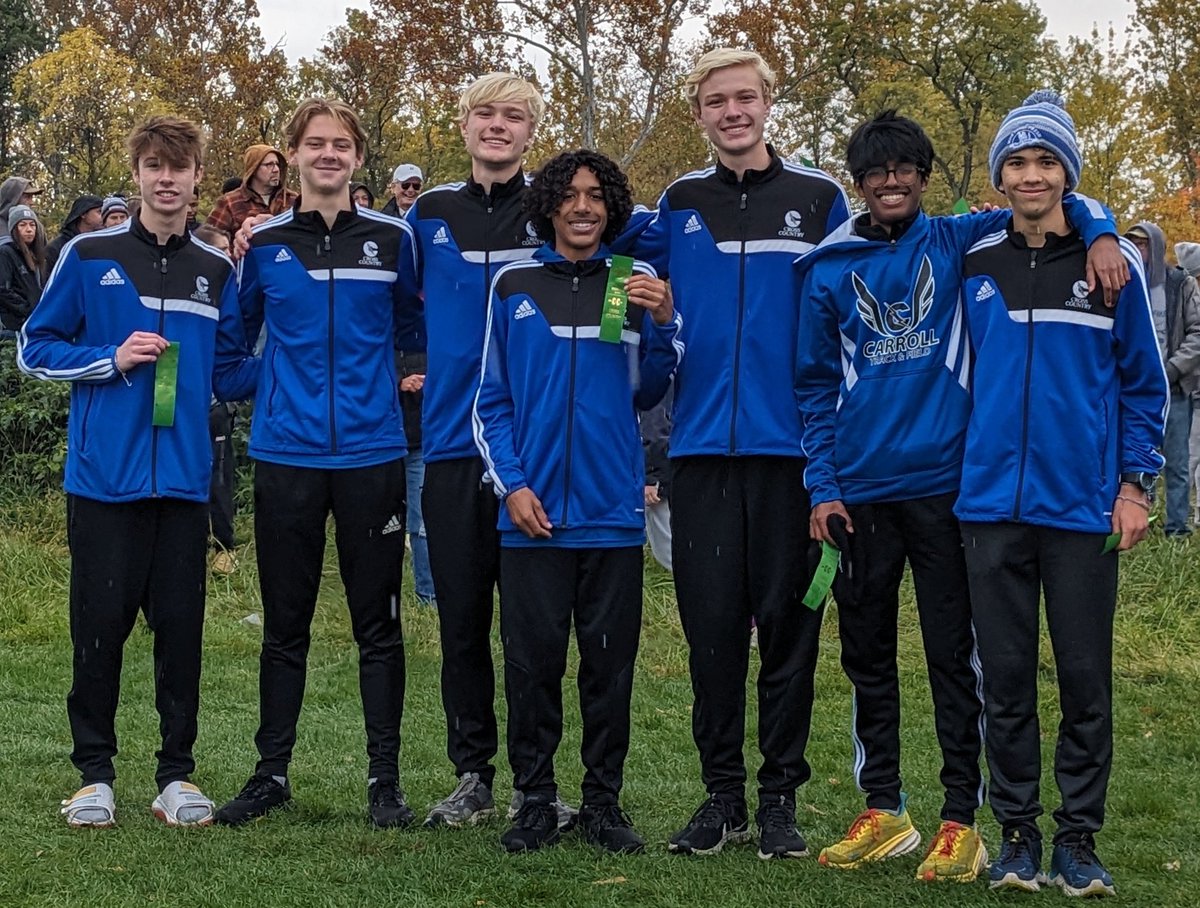 CarrollHSXC's tweet photo. Regional Update: Girls fight through on a tough day to get 3rd - and the boys step up big at the right time to get 5th! Both teams advance to The State Meet next weekend in Terre Haute! https://t.co/CAVhm7Ca6j