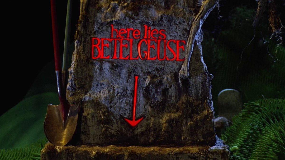 HorrorFlickss's tweet photo. Beetlejuice (1988) https://t.co/npoRSDxFU4