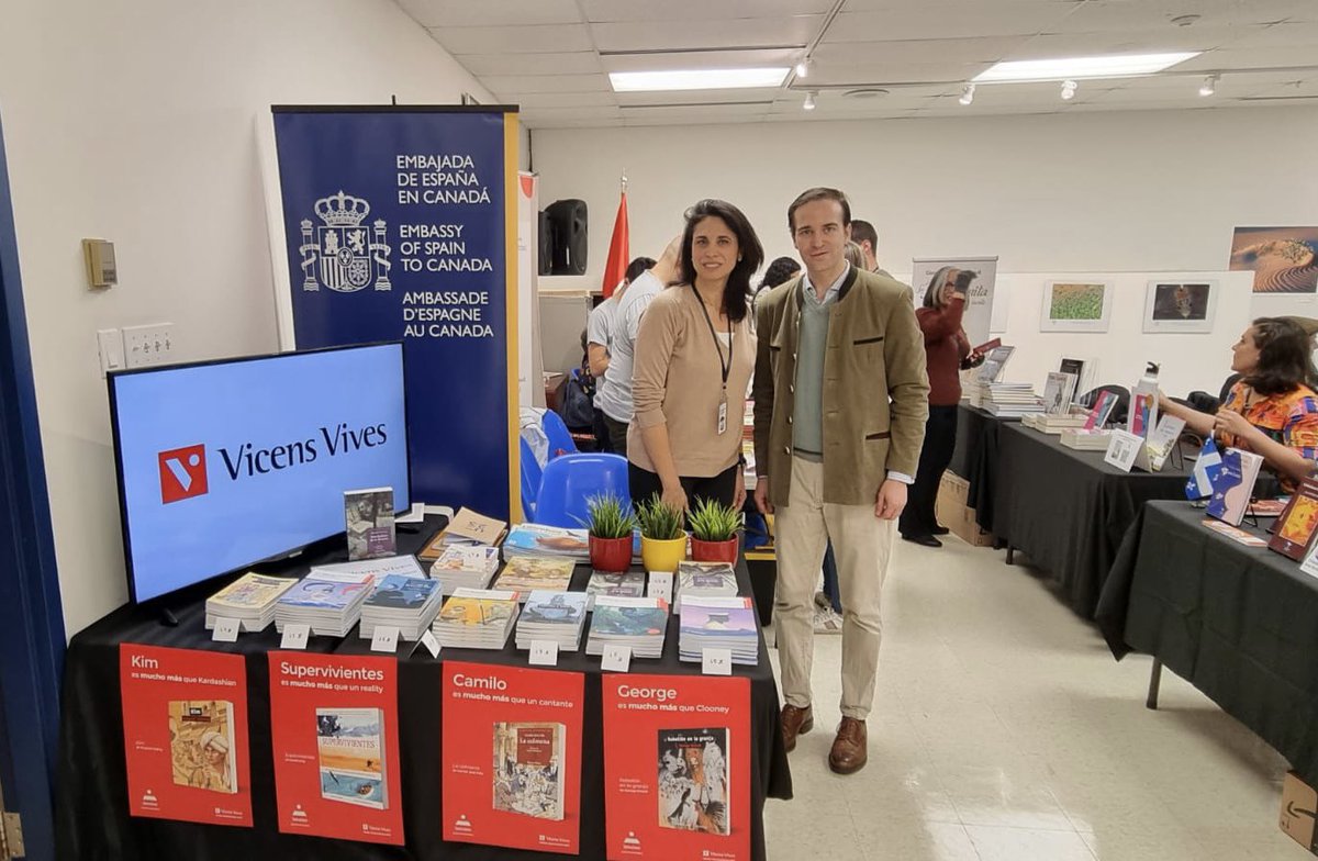 EmbEspCanada's tweet photo. Muchas gracias @vicensvives por patrocinar el stand de 🇪🇸 en la Feria Iberoamericana del Libro en 🇨🇦 #FILibro
Una colaboración extraordinaria y exitosa 👏🏻📚👏🏻 https://t.co/9T4FKTYnqt