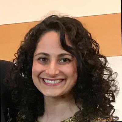 Samantha Woll, President of a Detroit Synagogue, was stabbed to death outside her home today. Her murder happened in Michigan which is represented by @RepRashida. In recent days, the congresswoman has been spreading anti-Israel rhetoric and falsely accusing Israel of attacking…