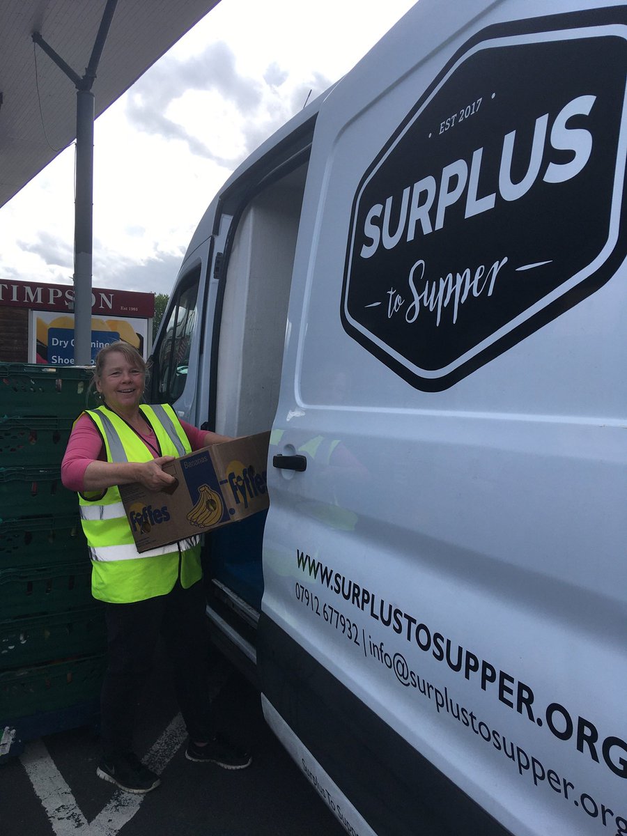 Kathleen_Tyson_'s tweet photo. My title is ‘van buddy’. 
It’s not on my CV or LinkedIn, but I’m very proud of what I do. https://t.co/IEk5t4AlEJ