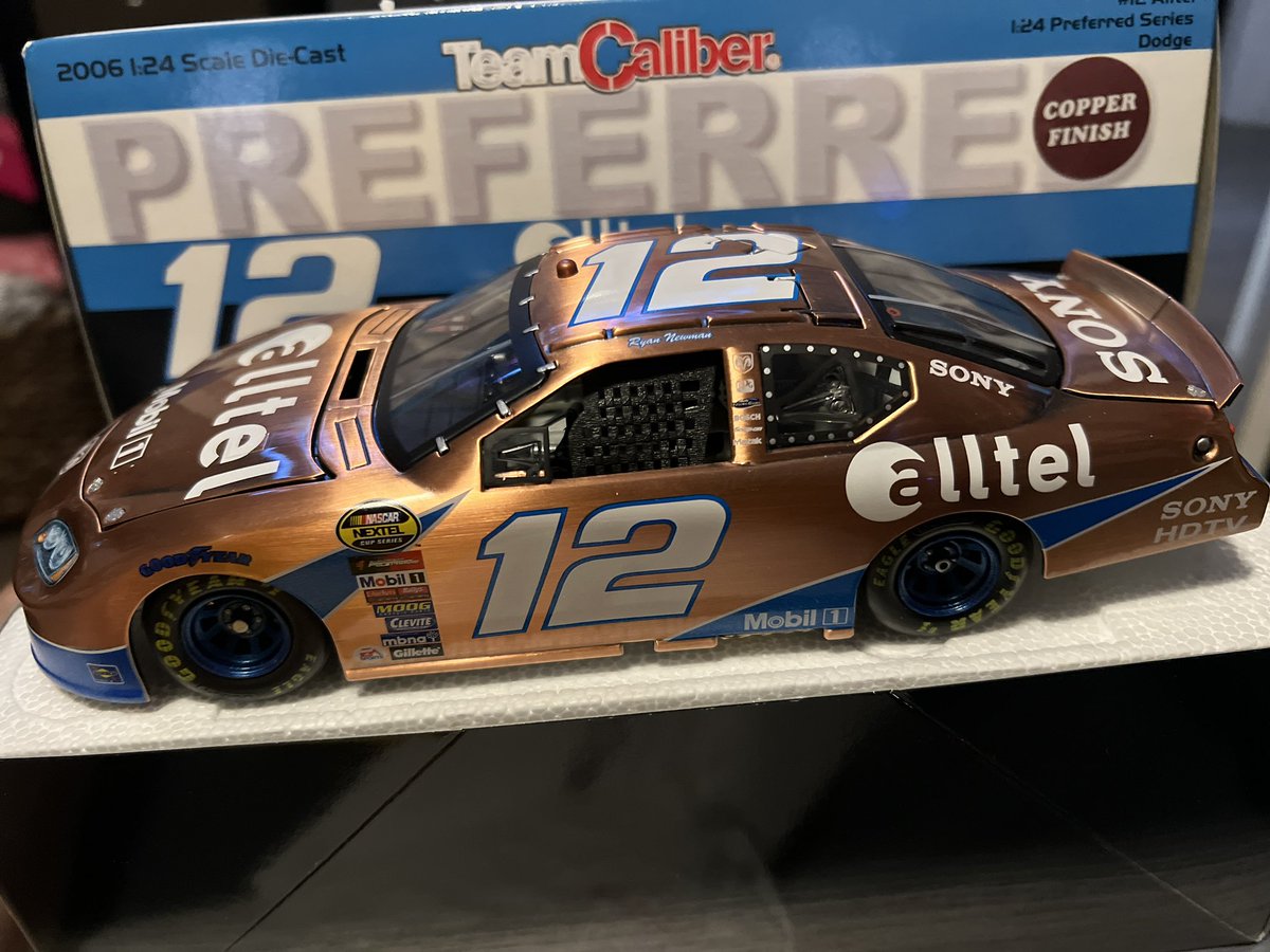 ThisGuyAlex_'s tweet photo. This has to be one on my favorite die-cast. #RyanNewman #12 #alltel https://t.co/SwcQO1ii6b