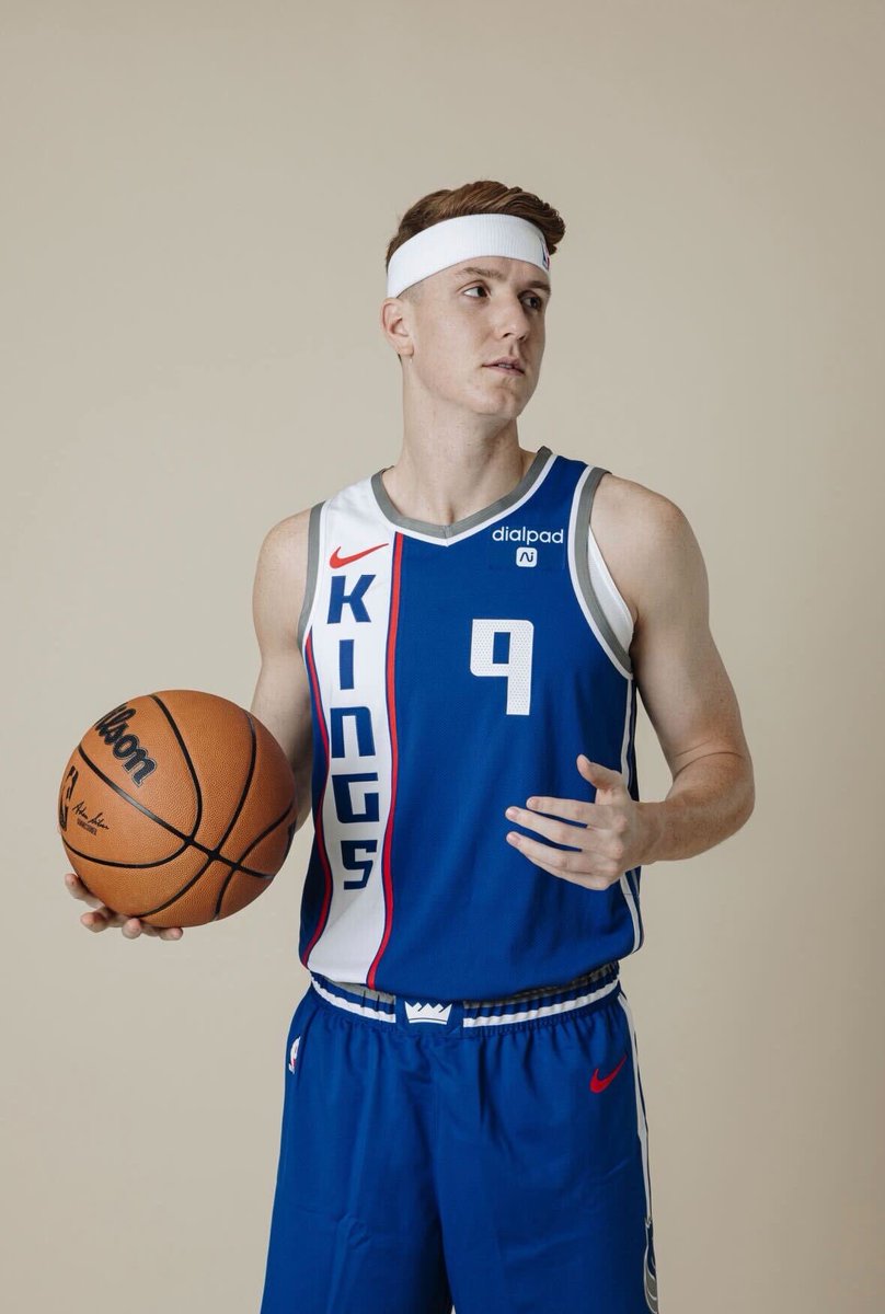 NBCSKings's tweet photo. Those new threads lookin’ 🔥 https://t.co/jpSTm6xtAS