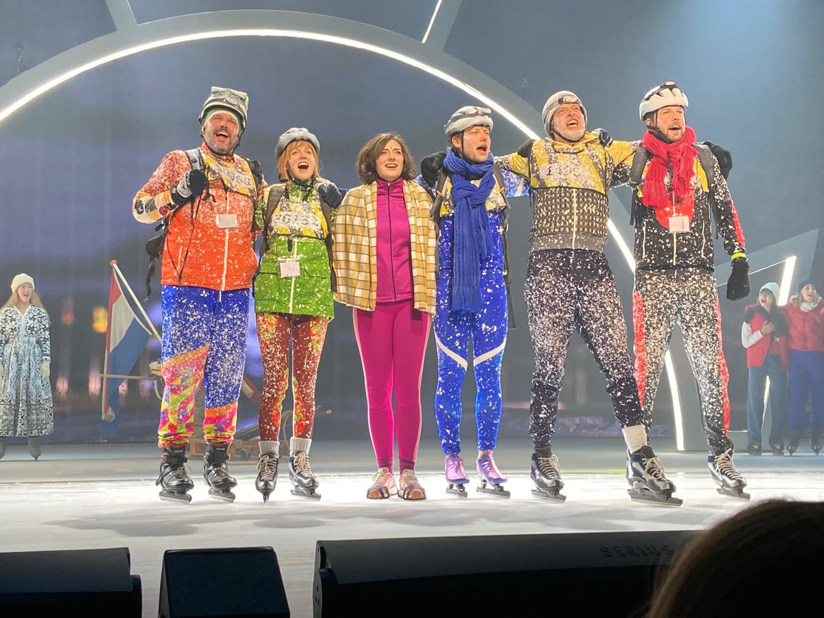 HofsteeWiep's tweet photo. Vanavond naar De Tocht geweest, een musical over de 11stedentocht. Genoten van de sfeer/techniek, zang en dans en de verhaallijn. Leuke avond, een aanrader. #musical # 11stedentocht #Leeuwarden https://t.co/M24q4ussyX