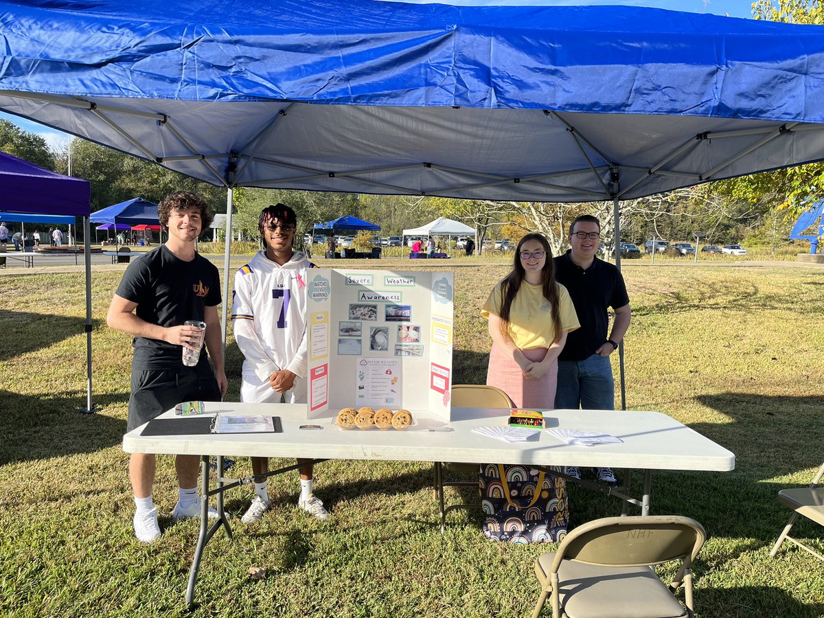 ULMweather's tweet photo. Our student AMS chapter participated in the Fall Celebration at Black Bayou Lake National Wildlife Refuge today! https://t.co/Hnhf8WcpdO