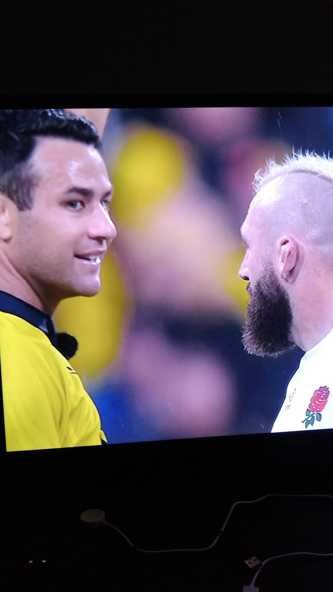 JustKhulz's tweet photo. #RSAvsENG this is really not fair #GoBoks https://t.co/yJUMGHJrRl