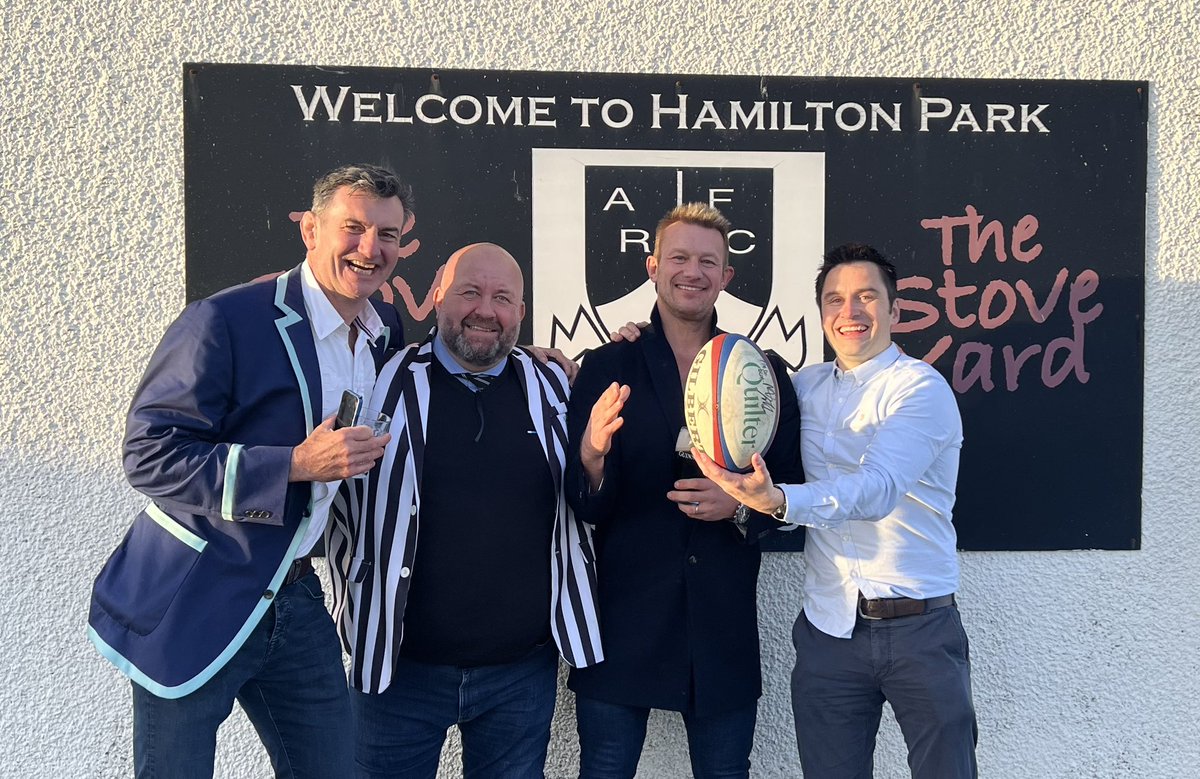 Gus from Australia in his Cambridge rugby attire takes the signed England match ball in our charity auction! 🏉

A great day at Hamilton Park, great to have you all and thank you to all who bid on the ball!

🖤🤍