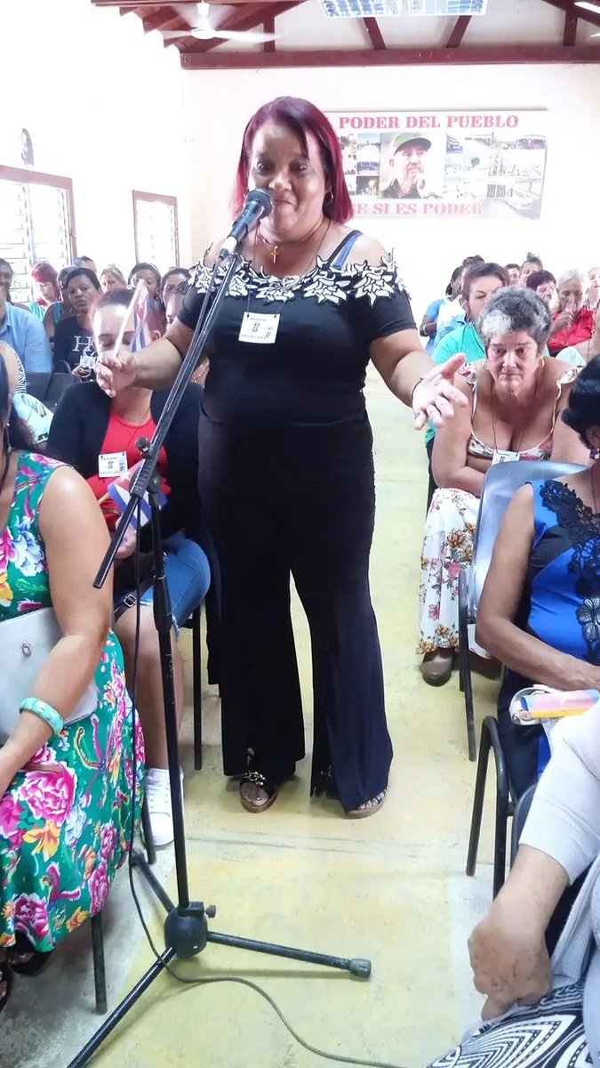 RadioSantaCruz_'s tweet photo. ❤️🇨🇺 Las santacruceñas, del #Camagüey, también vencedoras de imposibles

En todos los sectores de #SantaCruzdelSur están presenten las féminas, ejemplos de laboriosidad y amor, así se puso de manifiesto en la Asamblea Municipal Onceno Congreso de la @FMC_Cuba (🖊📸: @amppscruz) https://t.co/D0gciqXAEk