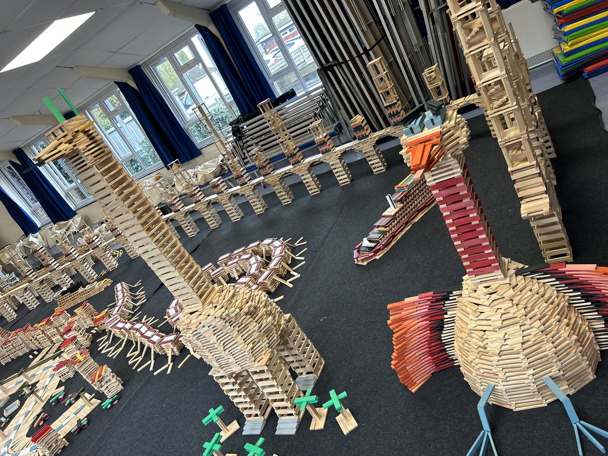 What a warm welcome I received in Cobham Primary school, in beautiful Kent. Well done everyone and thank you to all the parent helpers who came to help the children!  Cobham Primary PTA #kapla #stem #stemworkshop #resilience #teamwork #cobham #cobhammums #kent