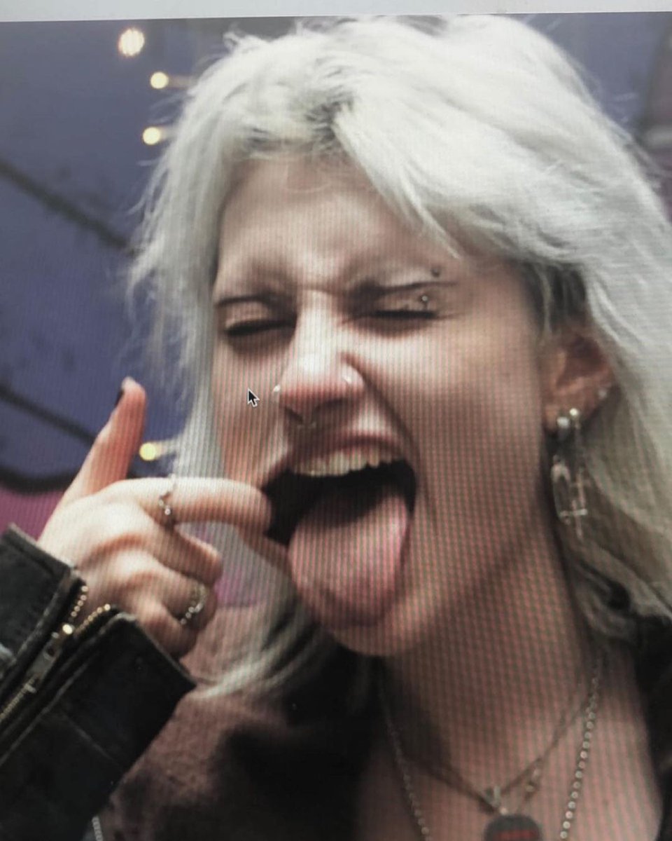 𝑳𝑰𝑺𝑨 𝑴𝑨𝑹𝑰𝑬. 🍇 tweet media