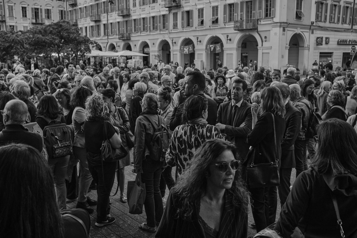 jergaaa's tweet image. Je n'avais pas reconnu Monsieur David Lisnard, maire de #Cannes  dans la foule...
#Nice06 #dominiquebernard #socialmedia