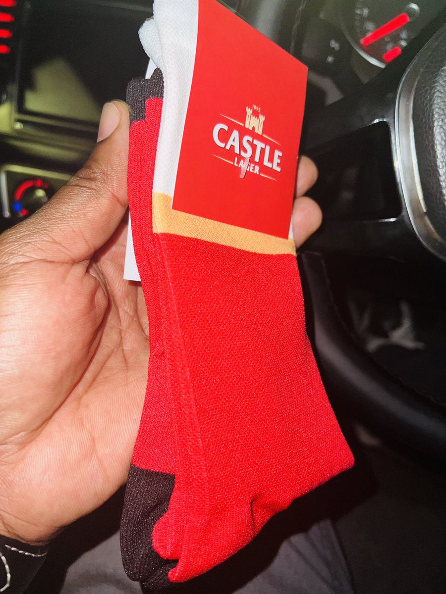 timexthando's tweet photo. Mmmm

Indeed they managed to pull up their socks in the last minutes

Go @Springboks go
@Amabokoboko  @CastleLagerSA @Shoprite_SA @rugbyworldcup  @WorldRugby 

Congrats https://t.co/eRbGOVFCpw