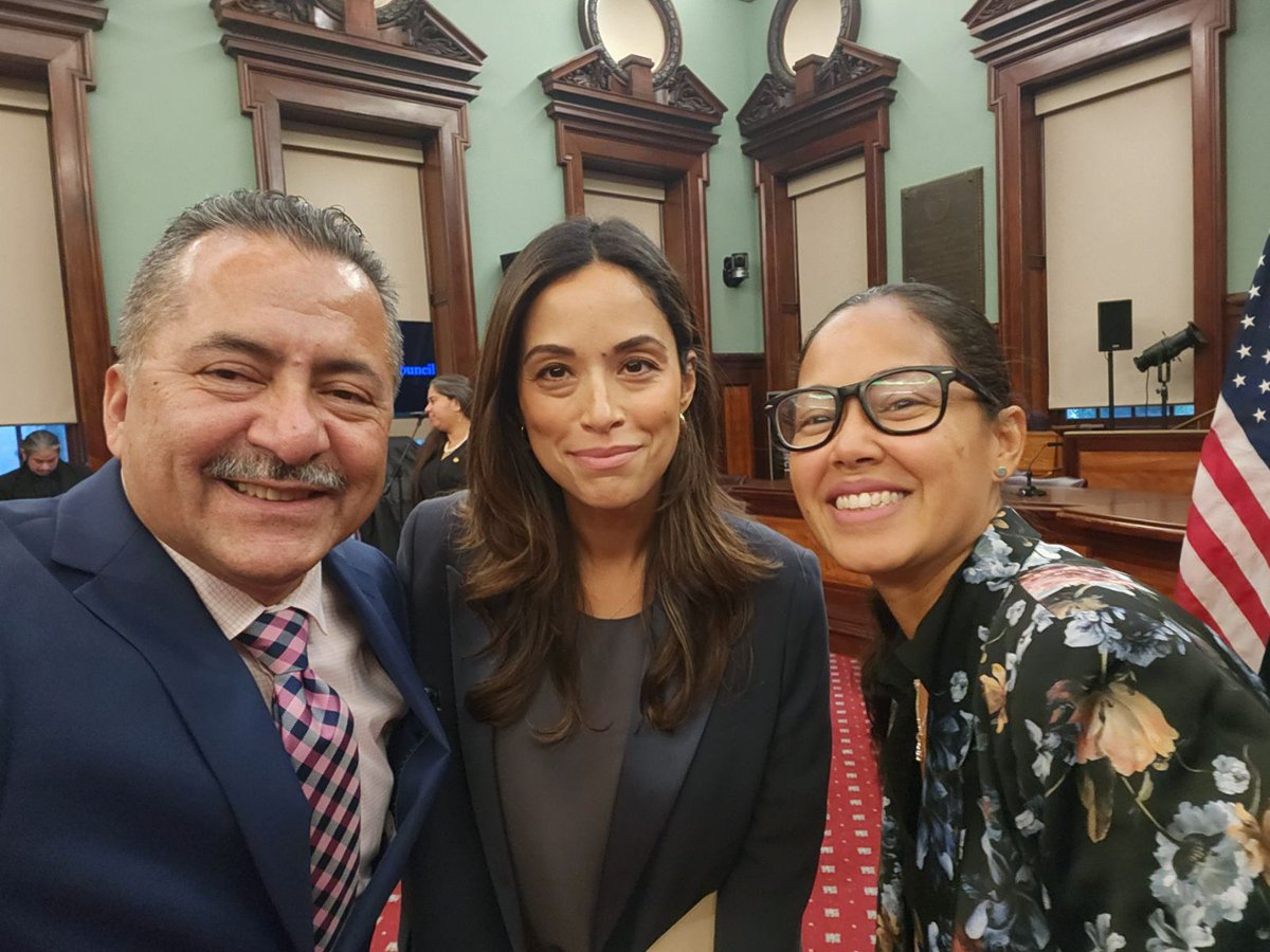 AmidaCareNY's tweet photo. Amida Care showed out @ NYC’s Oct 12 Hispanic Heritage Month Celebration! Luis Scaccabarrozzi, Dir of Research &amp; Grants Mngment, &amp; Guillermo Chacon, Pres of @LatinoCommAIDS &amp; AC Board Member, spent the night making connections &amp; honoring the contributions of Latinx ppl in NYC 🎉 https://t.co/Hx4IpBruRU