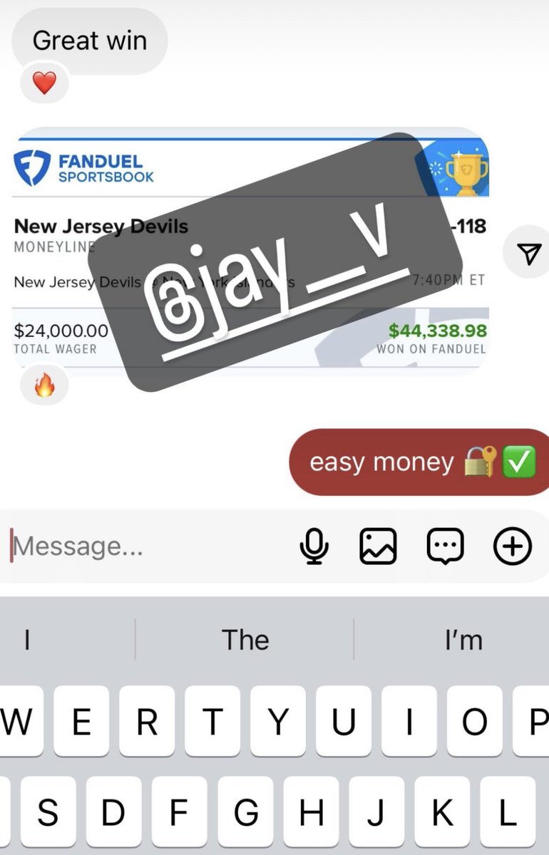 jayvpicks's tweet image. Friday night went well like usual 🥂