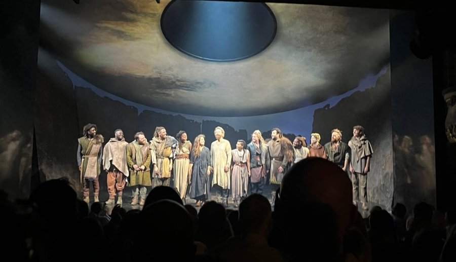 Curtain call from the first preview of Kenneth Branagh's King Lear in London 