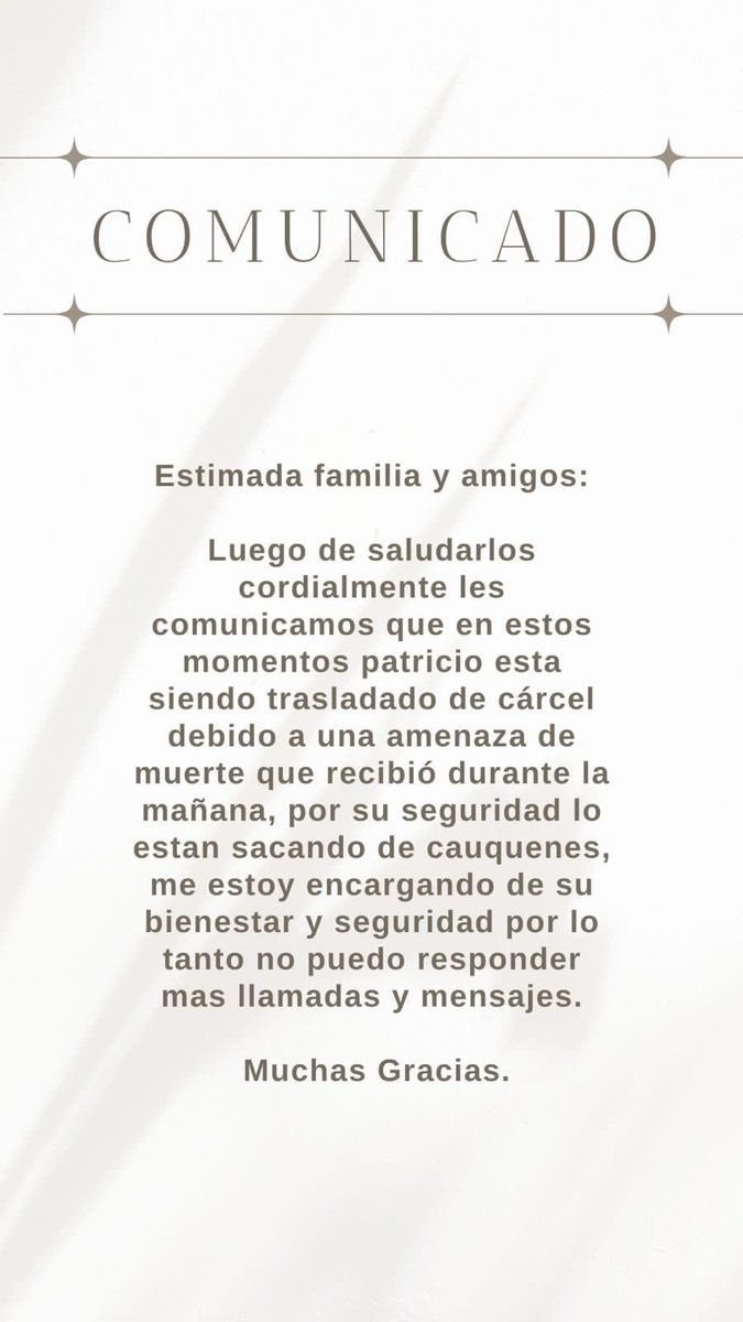 ClaudioCrespoG's tweet photo. A esta hora están trasladando de cárcel al cap. Patricio Maturana por las constantes amenazas de muerte en su contra. 
Eso es lo que ocurre al encarcelar a un carabinero en una cárcel pública rodeado de delincuentes. 
#LibertadParaMaturana 
#MaturanaEsInocente https://t.co/JA7c3BTaMp