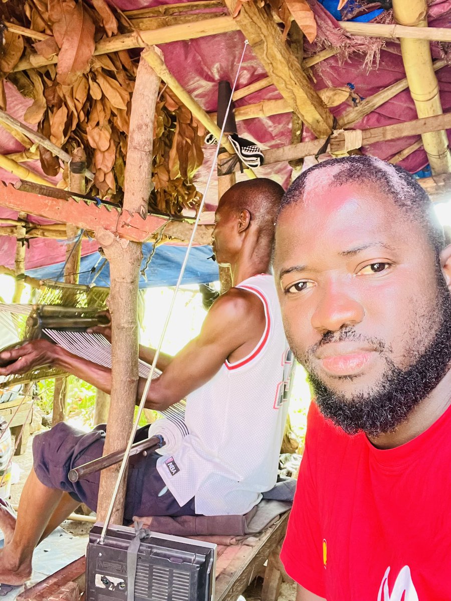 Balde_souare's tweet image. Une pause chez le Tisserand…
#Roadtrip #Popodara #Labe