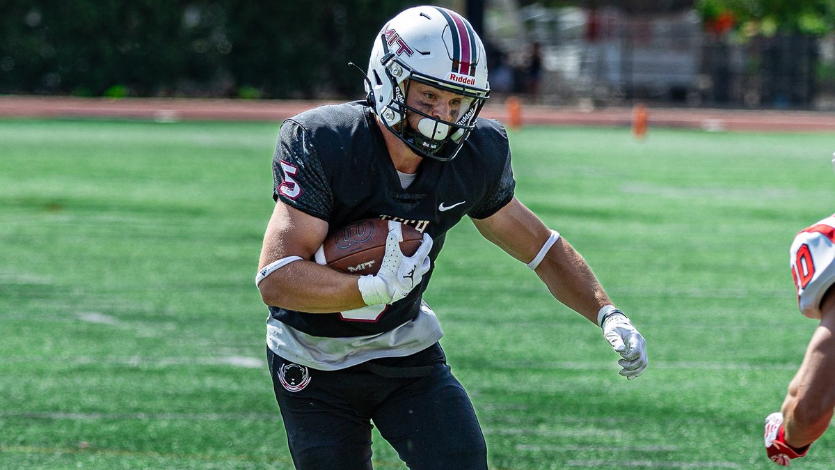 Behind 167 rushing yards and two touchdowns from Brady Klein, the @MITFootball team picked up its first @NEWMACsports win of the season with a 35-28 road victory at SUNY Maritime College on Saturday! Box score and recap at tinyurl.com/ymvx3a5b! #RollTech
